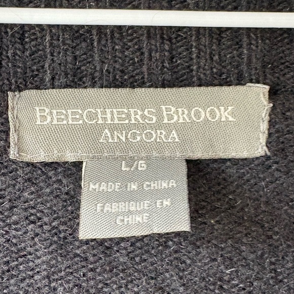 Beechers Brook Angora, size L, deep V cut long sleeve pull over, Angora blend - Picture 4 of 6